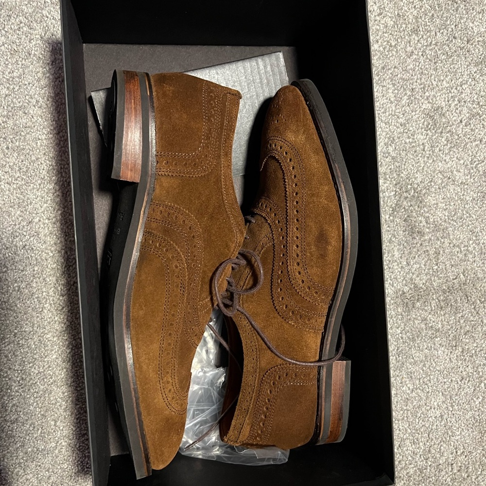 Allen Edmonds - Picture 2 of 3